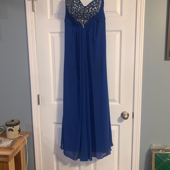 Prom Dress! - Picture 2 of 5